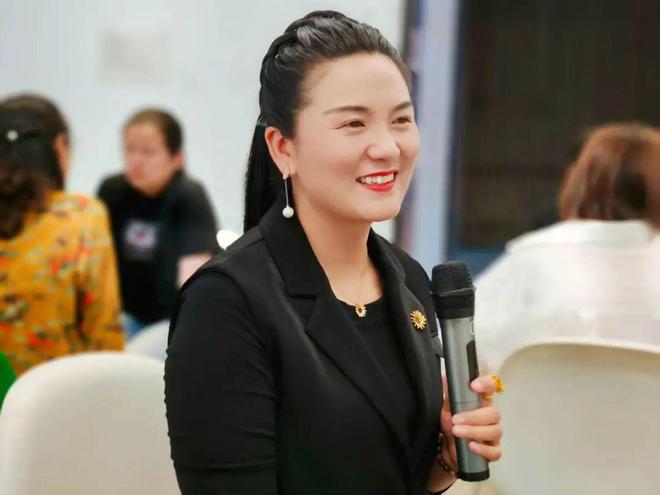六名新人作者这是打造个人IP的新玩法CQ9电子游戏平台一本爆款书如何带出(图3)